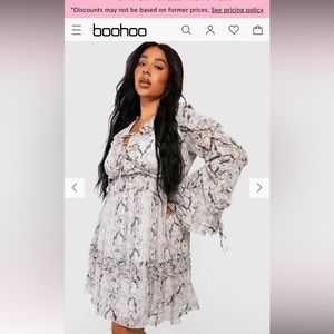 Snake print boohoo curve dress